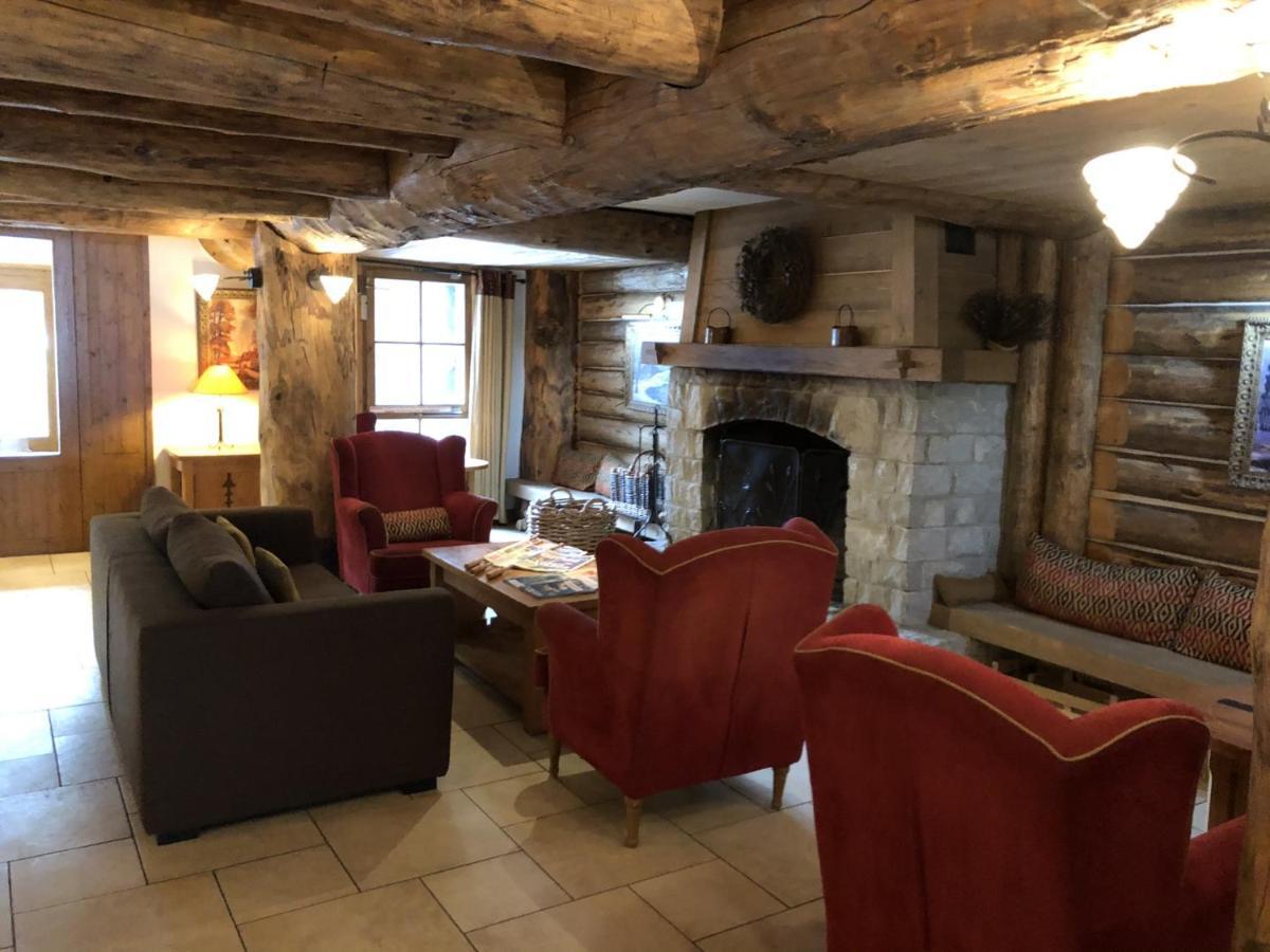 Arc1950 Auberge Jerome บูร์-แซ็งต์-โมริซ ภายนอก รูปภาพ